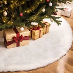 Christmas White Faux Fur Tree Skirt