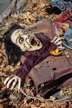 Crawling Groundbreaker Zombie -Popfun crawling groundbreaker zombie 225362