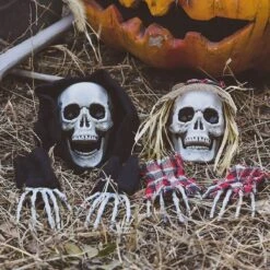 Easy-Set-Up Halloween Skeleton Ground Stakes