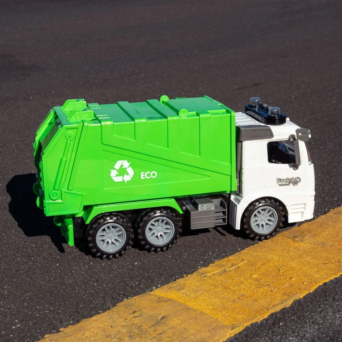 Green Recycling Truck Toy 4 Green Recycling Truck Toy - Image 2